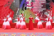 安徽六安： “村晚”舞台唱响文化惠民“大戏”