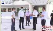 潘东旭视察金寨县高考考点准备工作 