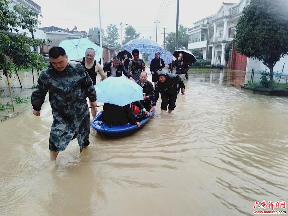 苏埠镇干群齐心守卫阵地抢险救灾