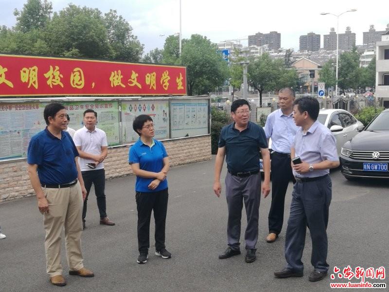 市委常委、宣传部长韩军在轻工中学调研  指导未成年人思想道德建设等工作