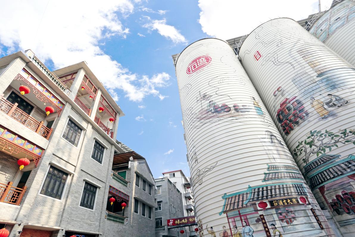 全国网媒打卡石湾酒厂集团，探秘百年酒庄的传承与创新
