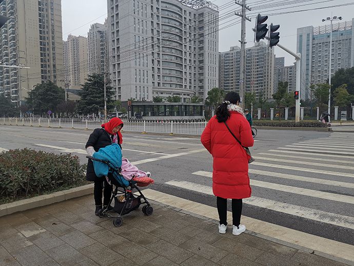 点击进入下一页