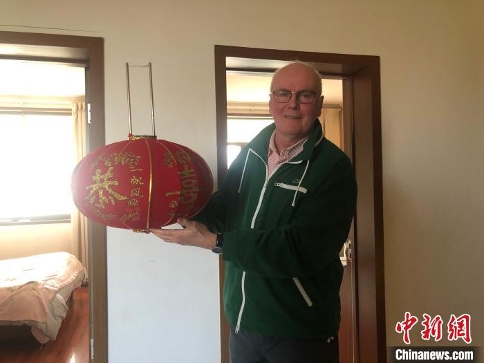 外籍人士谈“就地过年”：非常期待中国春节