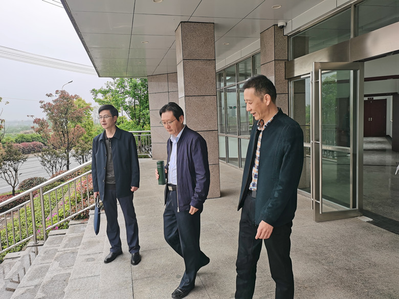 4.22日吴昊坦院长督导城南法庭IMG_20210422_091452_副本.jpg