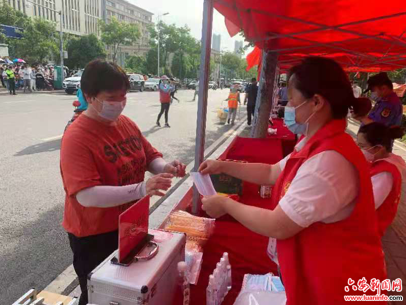 又是一年高考时，我们与你如约而至 