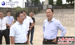 叶露中在霍邱县调研湿地保护和水质环境工作 