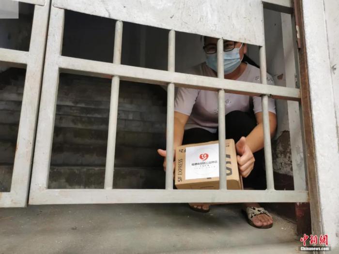 一场爱的“逆行”接力：为了疫区的八个白血病患儿