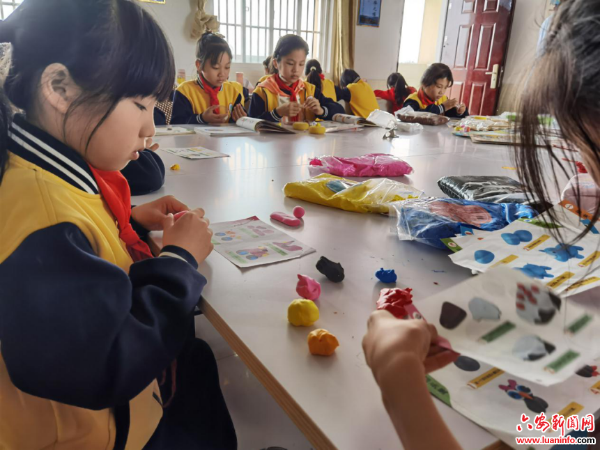 “复兴少年宫”点亮乡村少年五彩梦