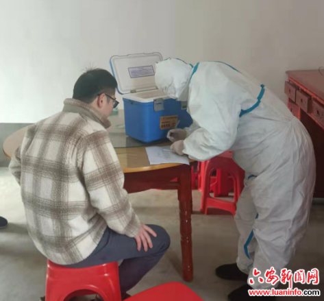 裕安区单王乡“以人民为中心的发展思想”专题学习教育：  安全过长假 防疫不放假