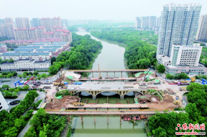 五里墩大桥重建工程加紧施工