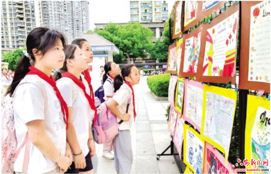 用英语讲好中国故事