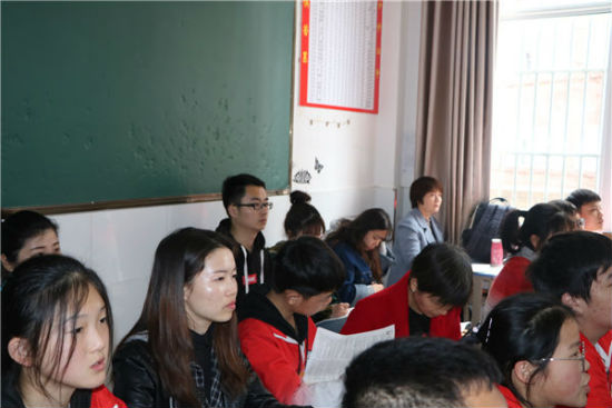 裕安中学与合肥第四十五中学开展毕业班教学交流研讨活动